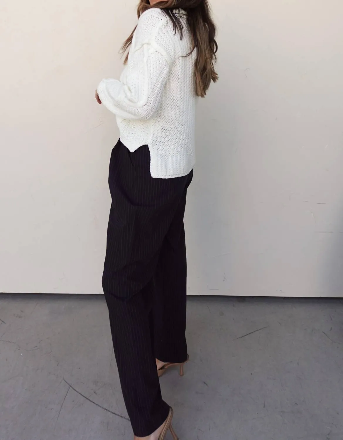 Aemi   Co - Cableknit Crewneck Sweater