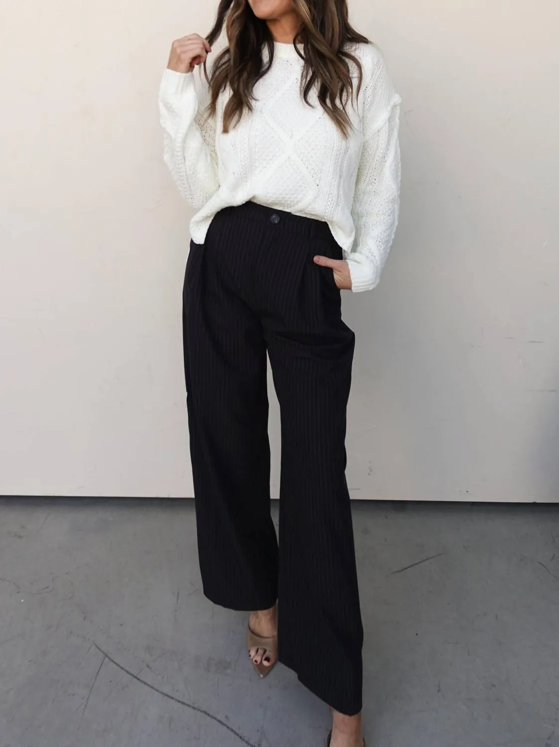 Aemi   Co - Cableknit Crewneck Sweater